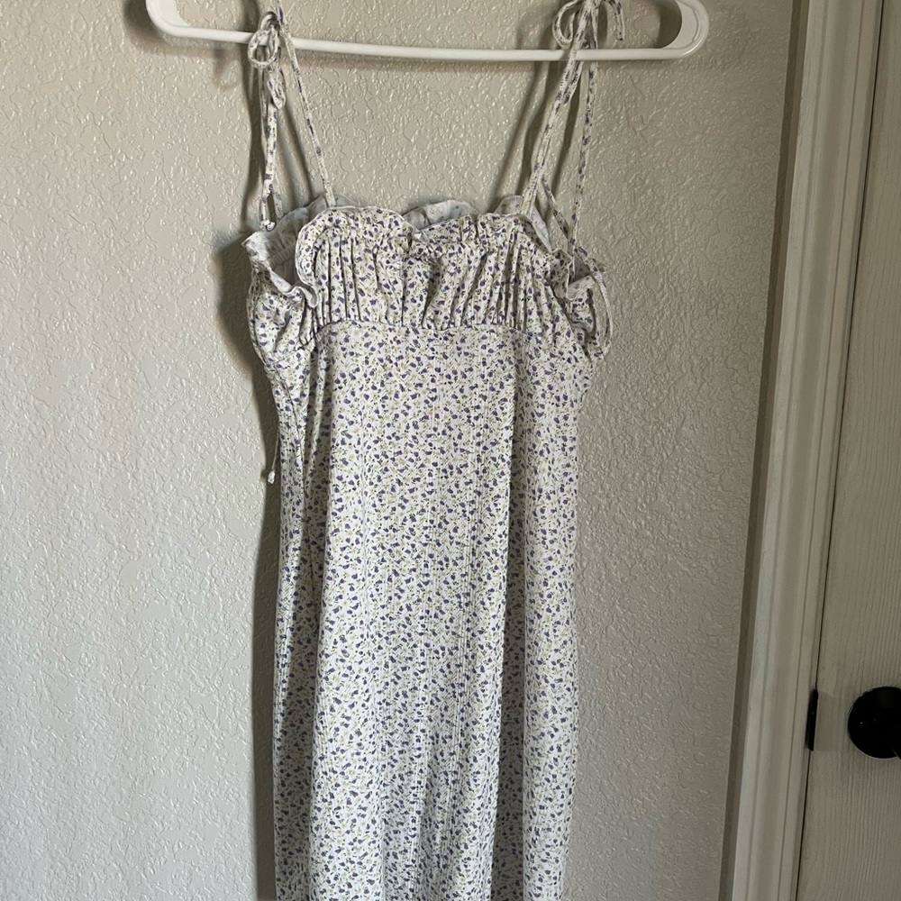 Tillys Dress - Picture 2 of 3